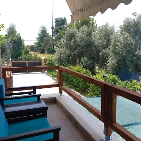 Holiday home Traditional Stone-built Nea Skioni